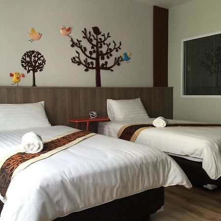 Hotel Le Lerts Living Кхонкен Екстер'єр фото