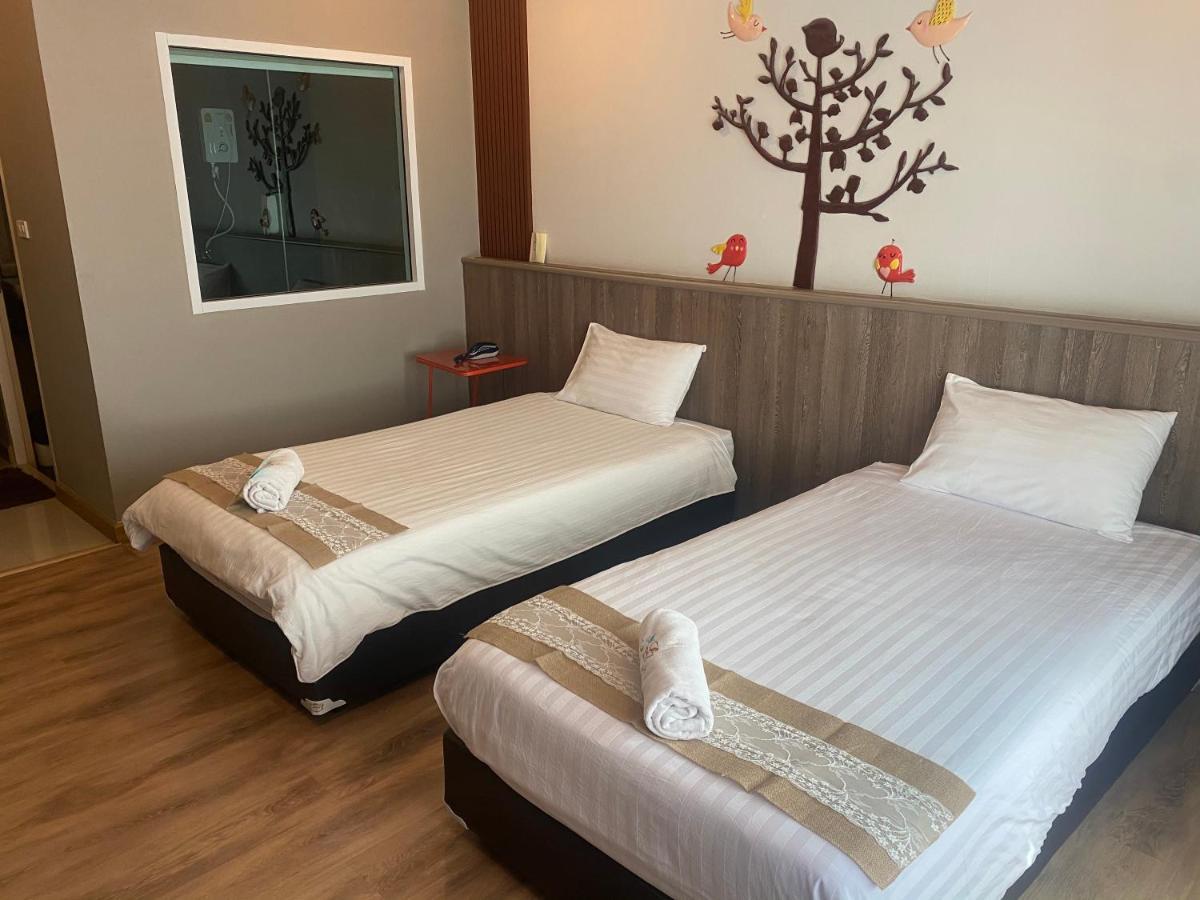 Hotel Le Lerts Living Кхонкен Екстер'єр фото