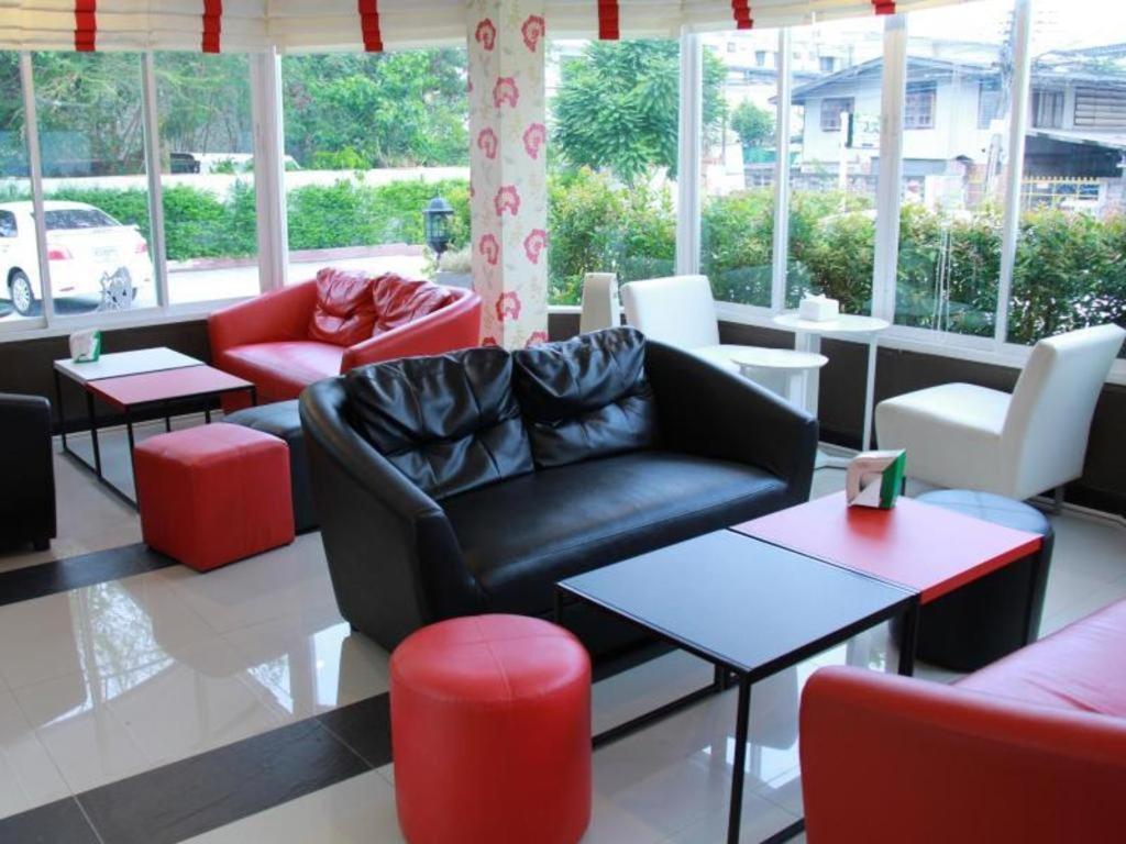 Hotel Le Lerts Living Кхонкен Екстер'єр фото