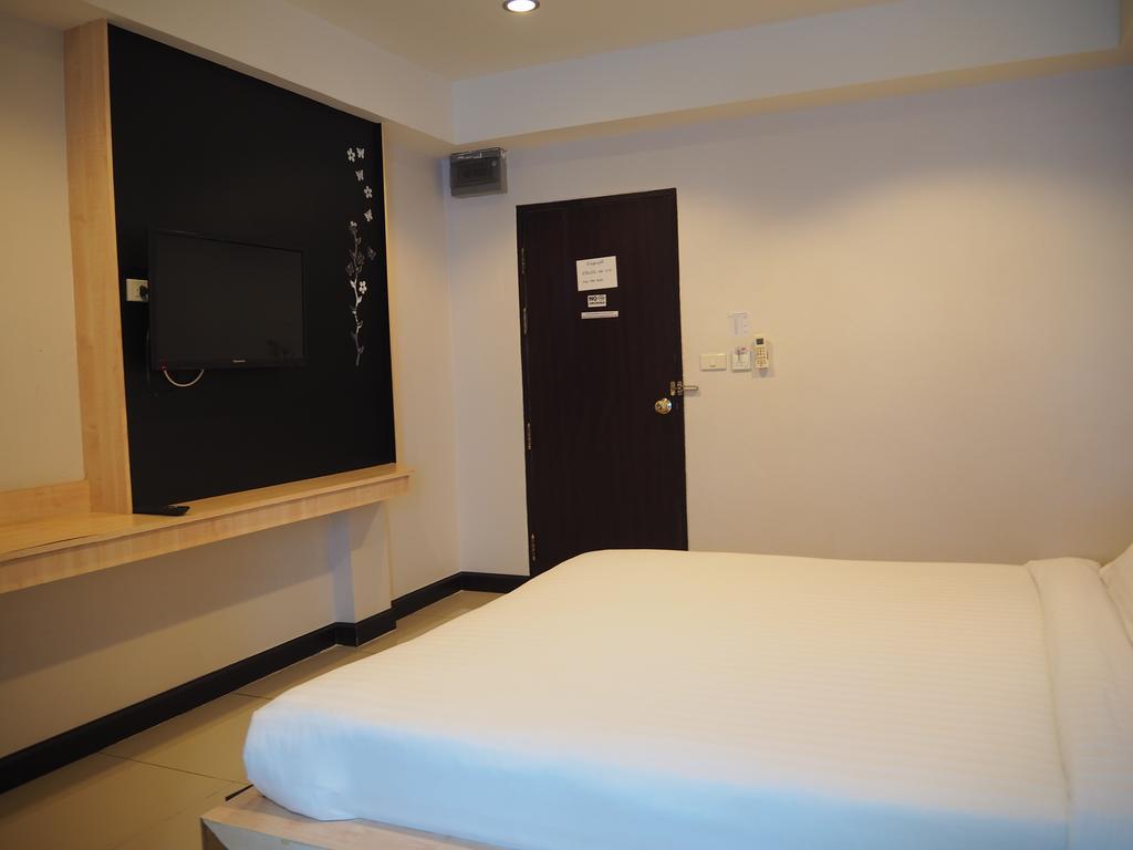 Hotel Le Lerts Living Кхонкен Екстер'єр фото