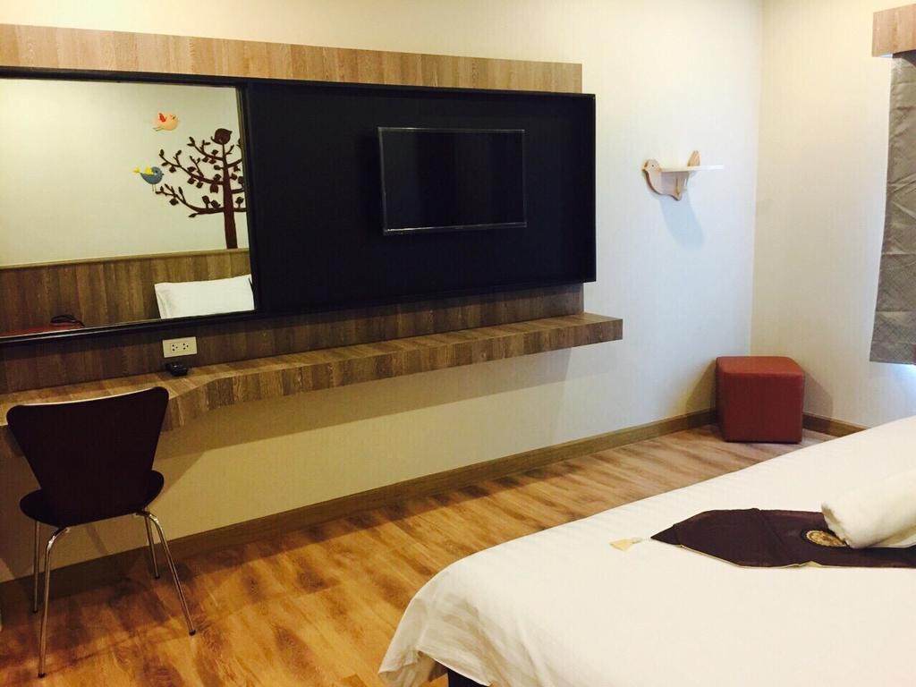 Hotel Le Lerts Living Кхонкен Екстер'єр фото